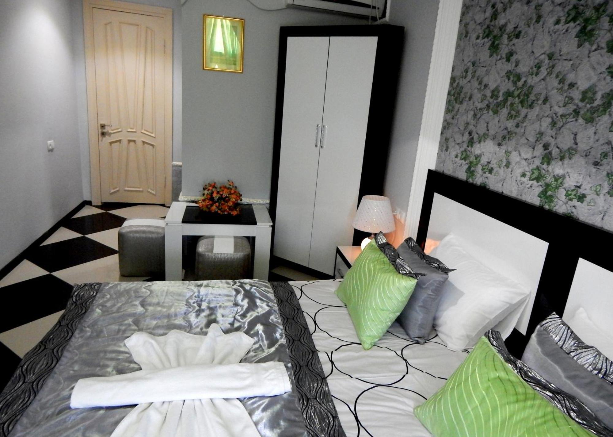 B&B Europa Hotel Kutaisi Luaran gambar